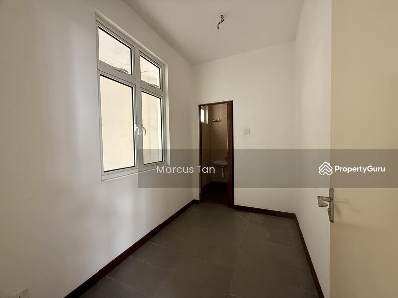 Untuk Dijual - Link Bungalow at Alam Nusantara, 45x95, 7 Rooms Linked Bungalow